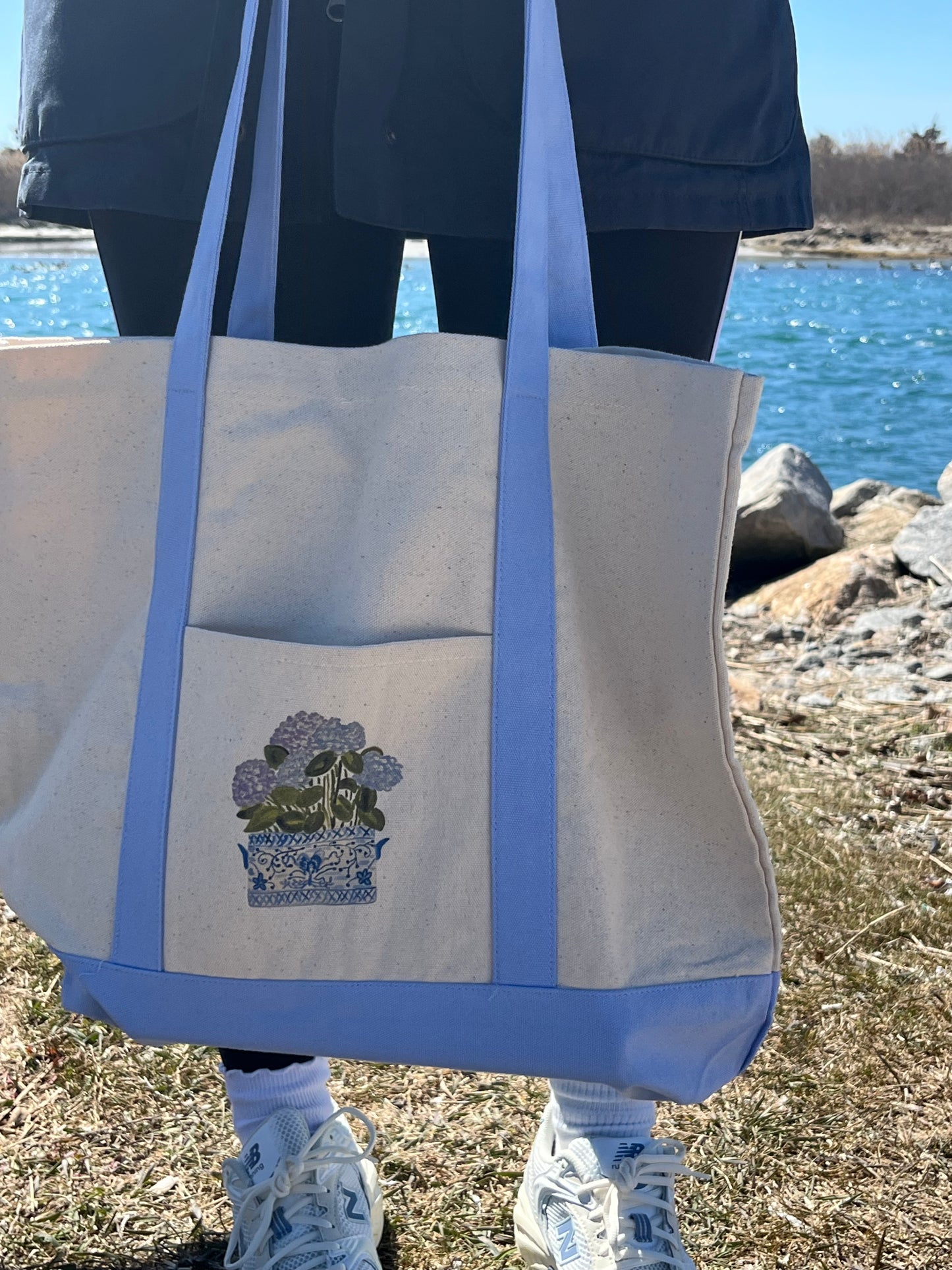 Hydrangea Chinoiserie Beach Tote