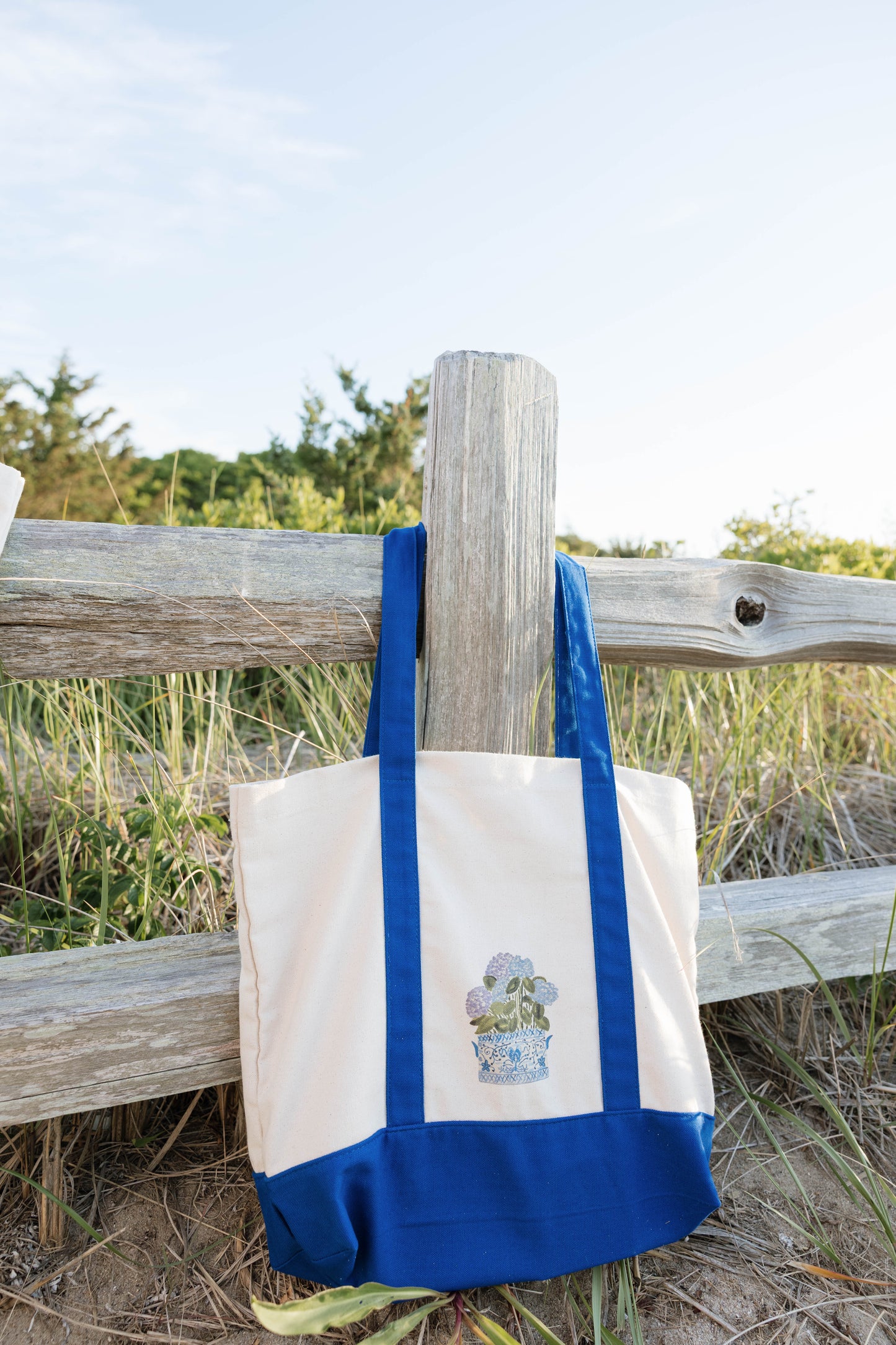 Hydrangea Chinoiserie Beach Tote